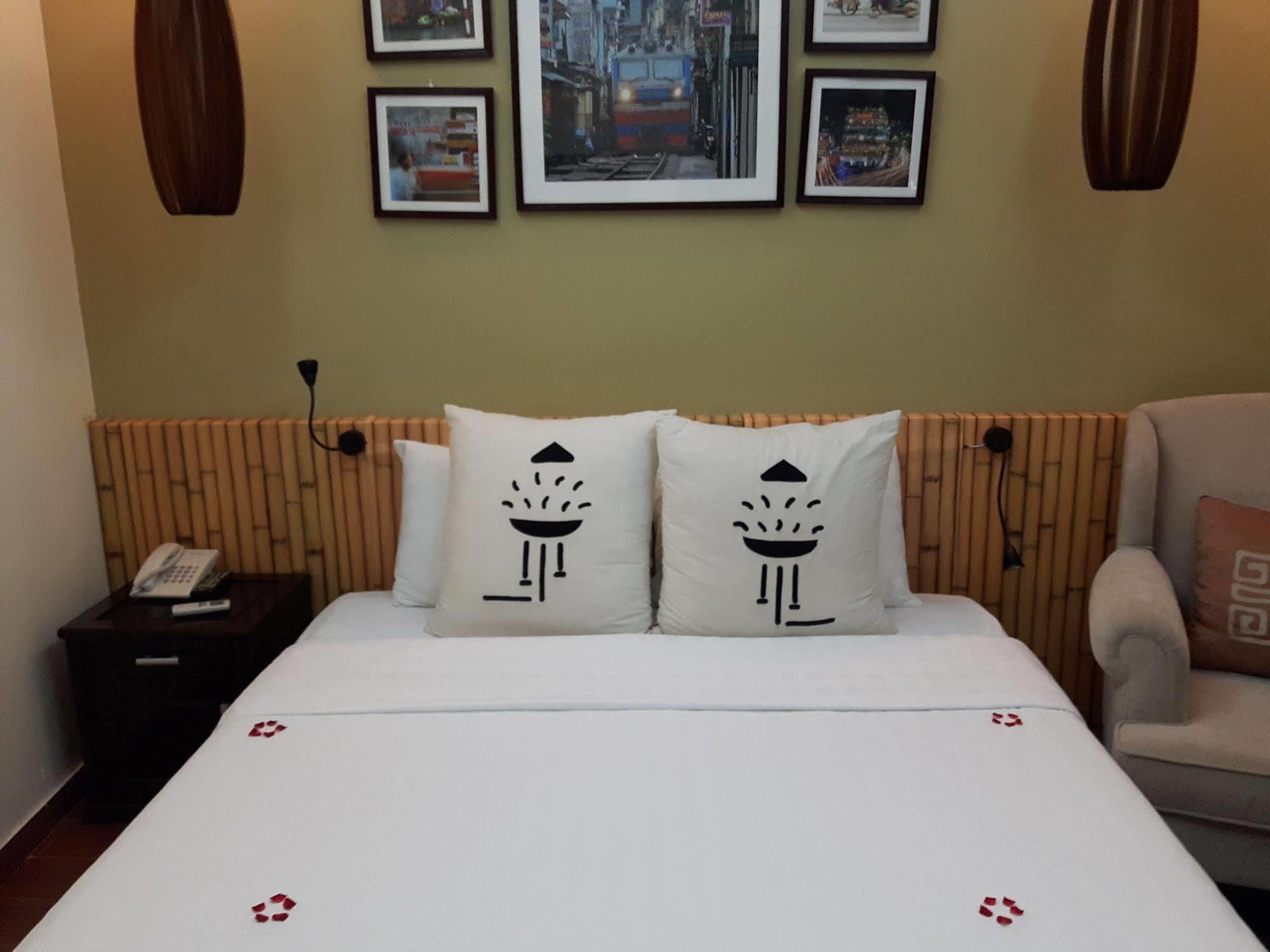 Hanoi Finnegans Hotel Екстер'єр фото